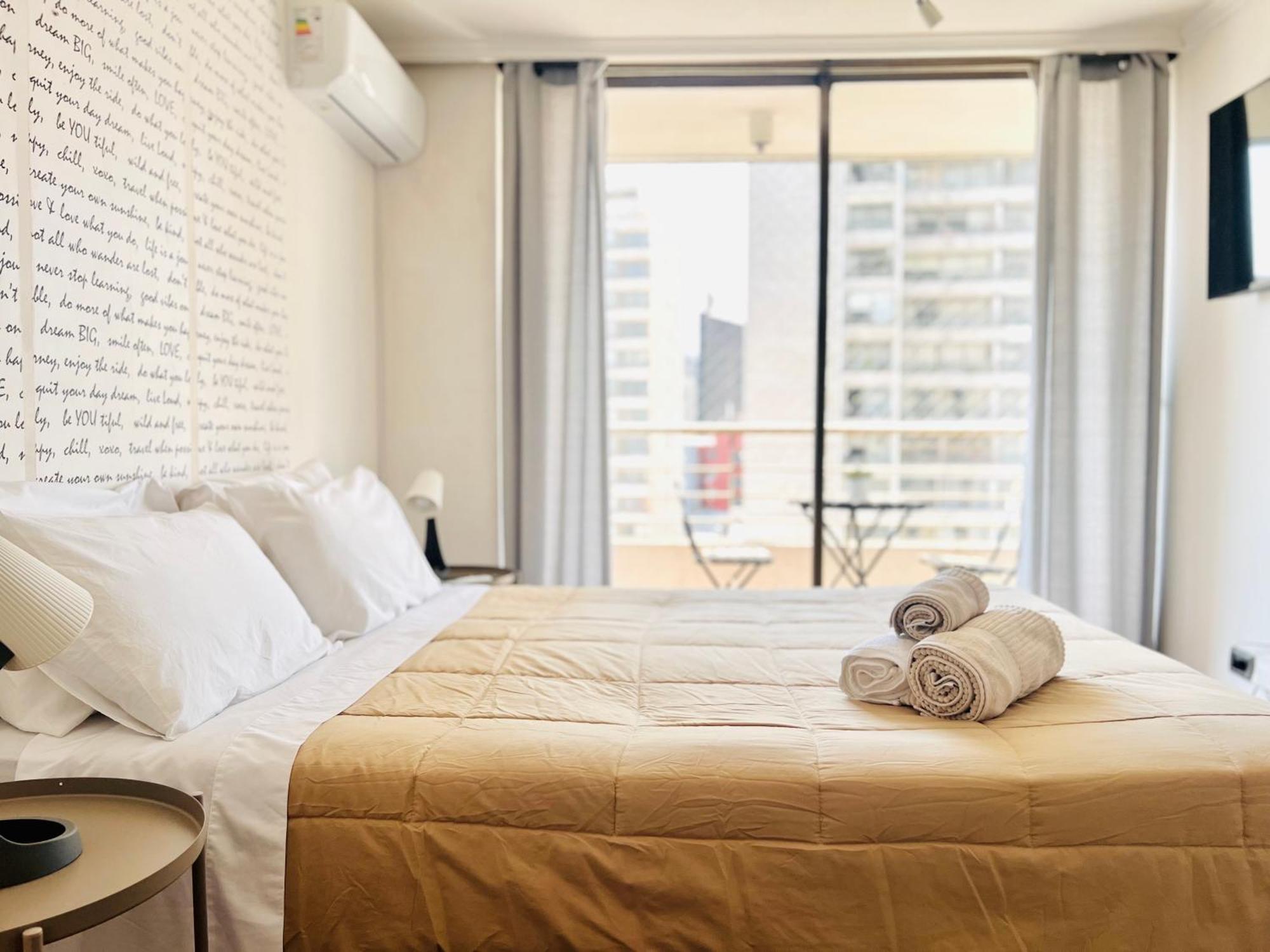 Full Conectado, A Pasos Del Metro En Providencia Apartamento